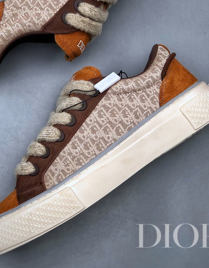 Dior 30 Avenue Montaigne B33 Sports and leisure board shoes